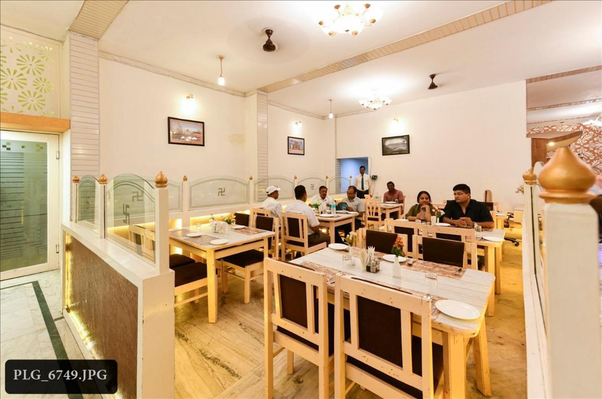 Hotel Chanakya Agra  Exterior foto